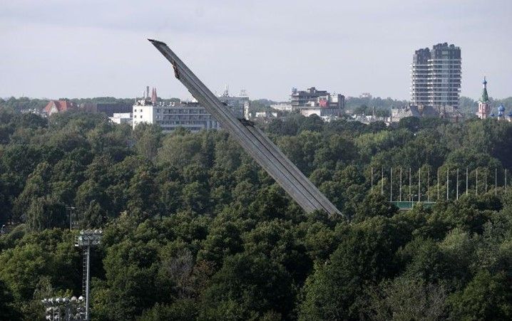 Par okupācijas pieminekļa nojaukšanu